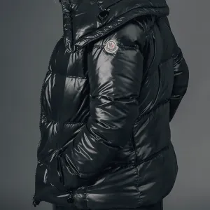 10 x Moncler Puffer Jackets