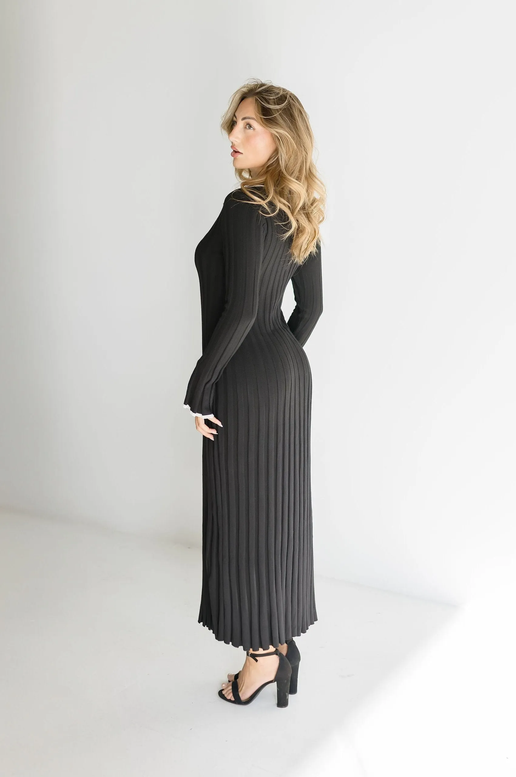 Anastasia Long Sleeve Contrast Ribbed Maxi Dress Black