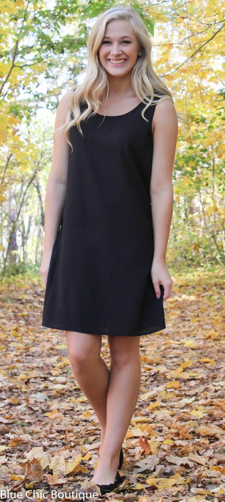 Black and White Bow Back Tunic Dress