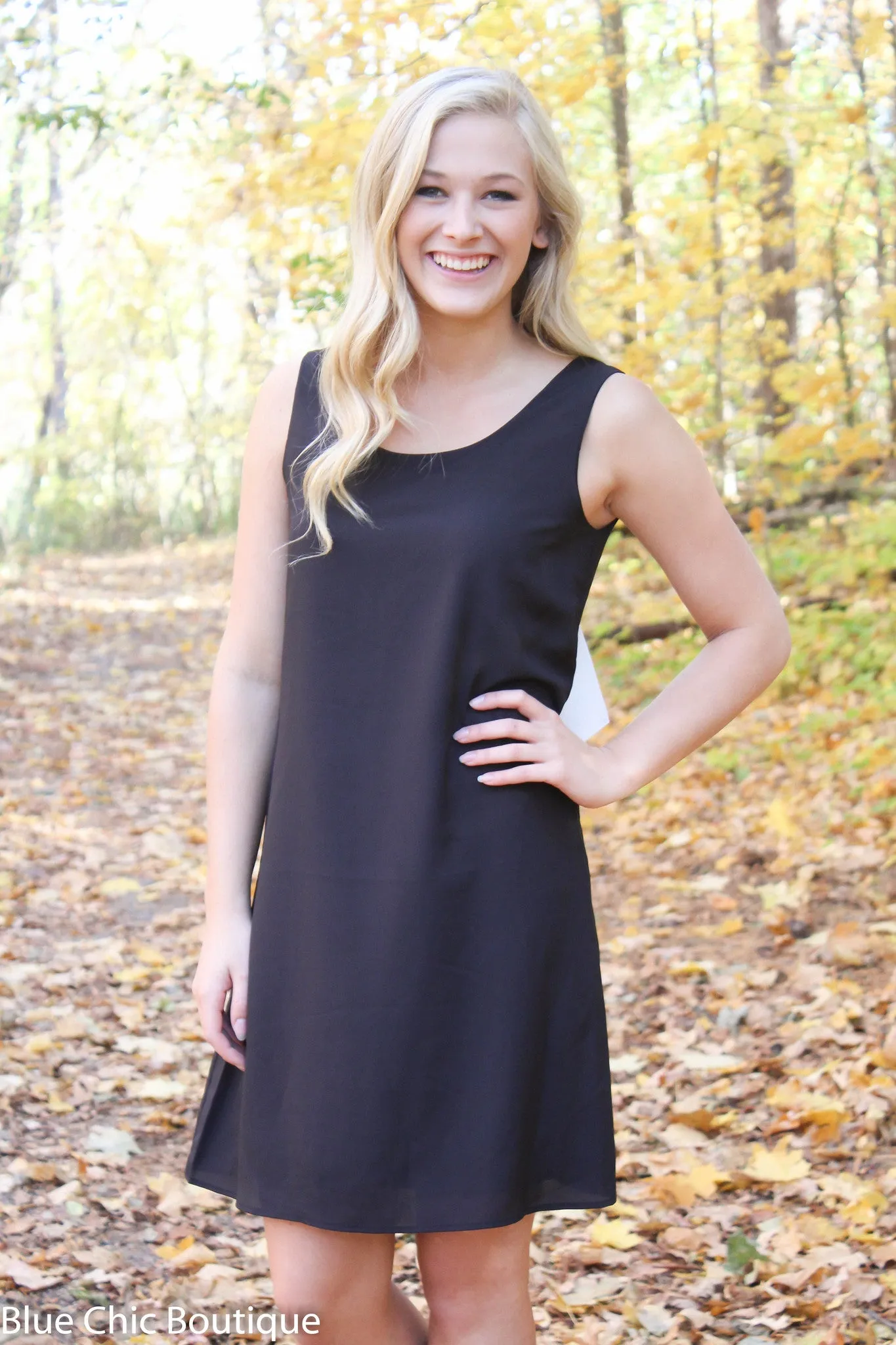 Black and White Bow Back Tunic Dress