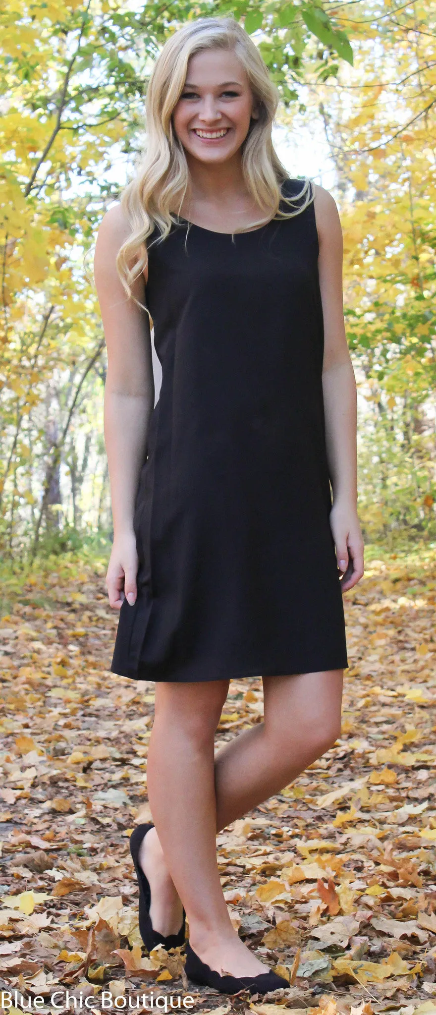 Black and White Bow Back Tunic Dress