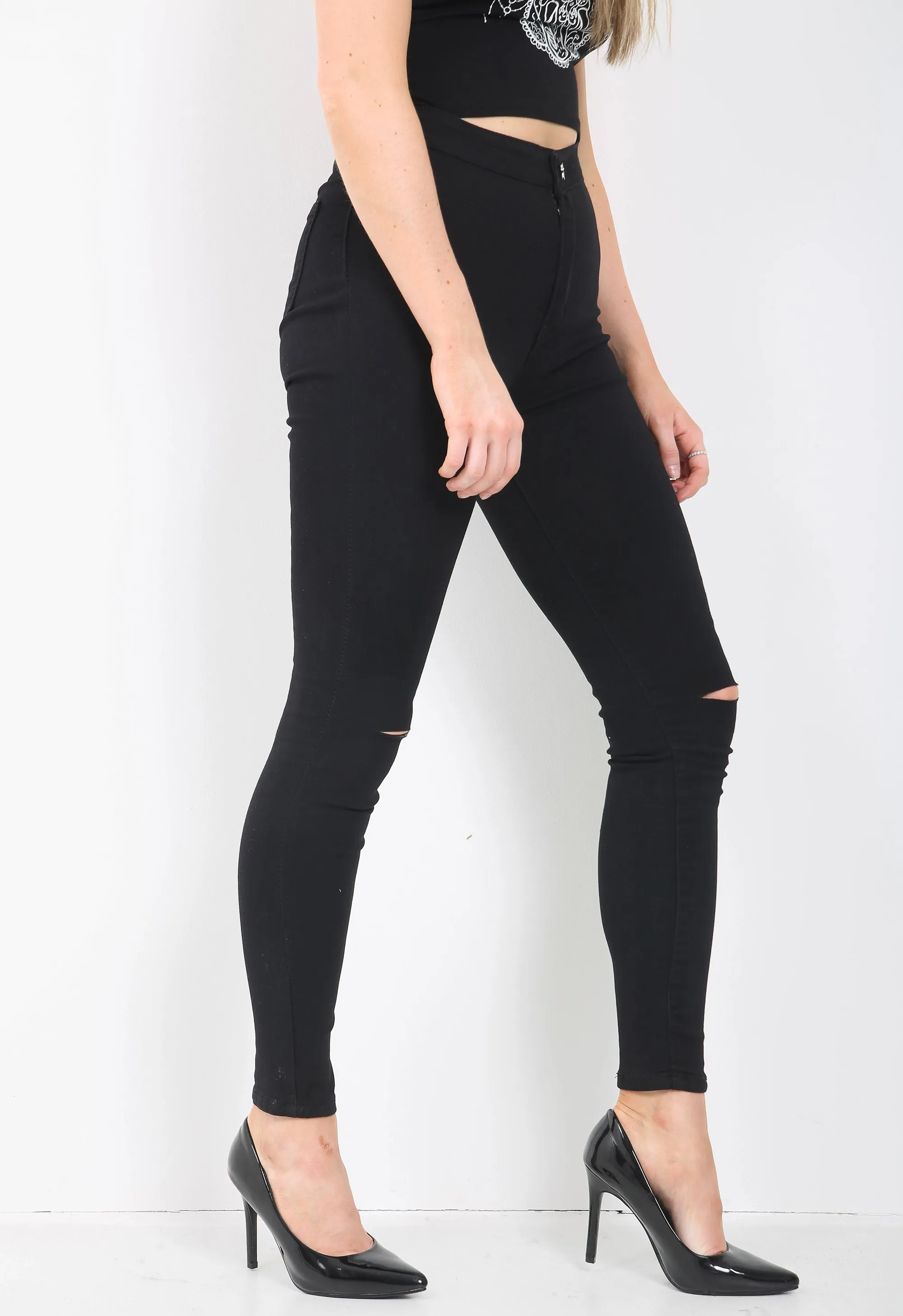 BLACK LADIES KNEE CUT HIGH WAISTED JEANS