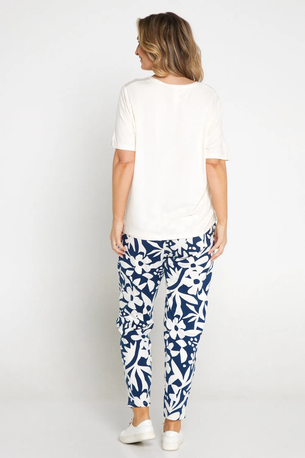 Stencil Floral Pants - Naval Blue Floral